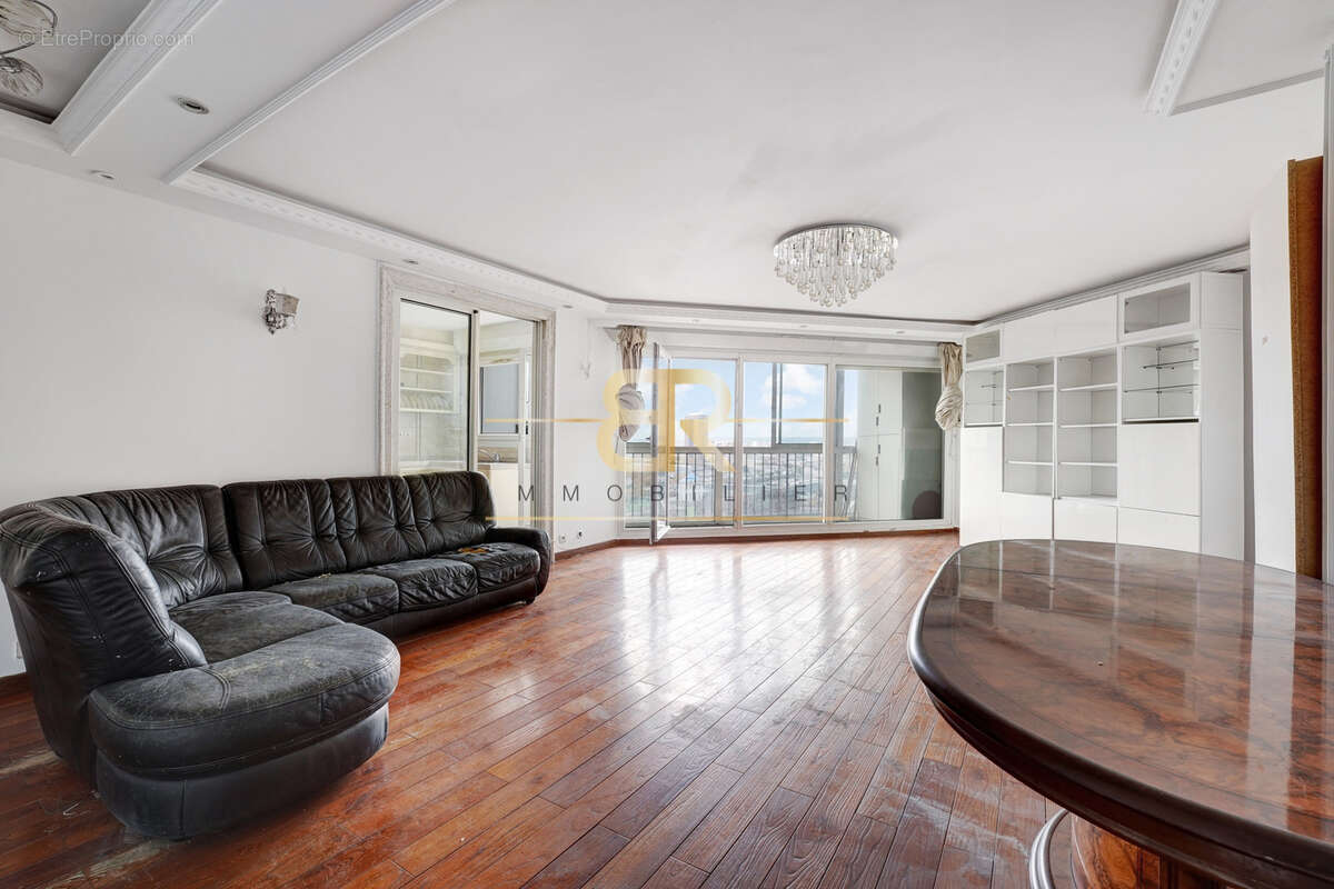 Appartement à PARIS-19E