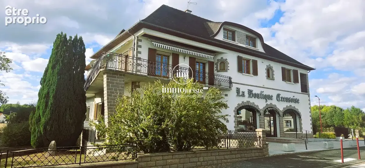 Maison 6 pièces 538 m² à vendre à Mourioux-Vieilleville (23210) - photo 2