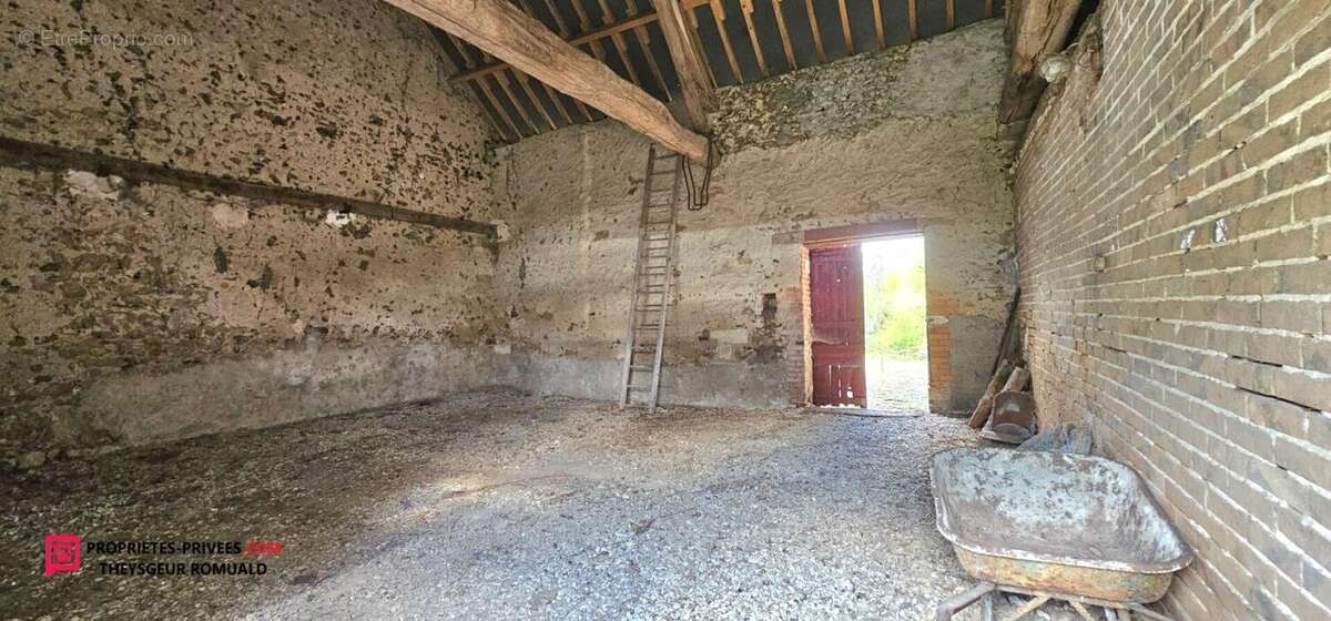 Maison à MONTACHER-VILLEGARDIN