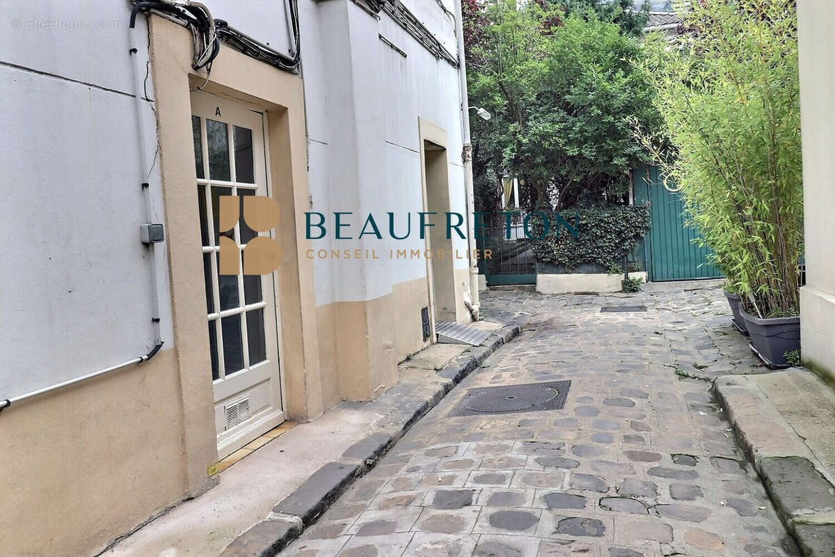 Appartement à CHARENTON-LE-PONT