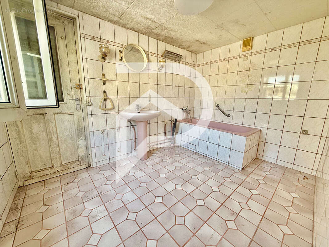 Maison à MONTATAIRE