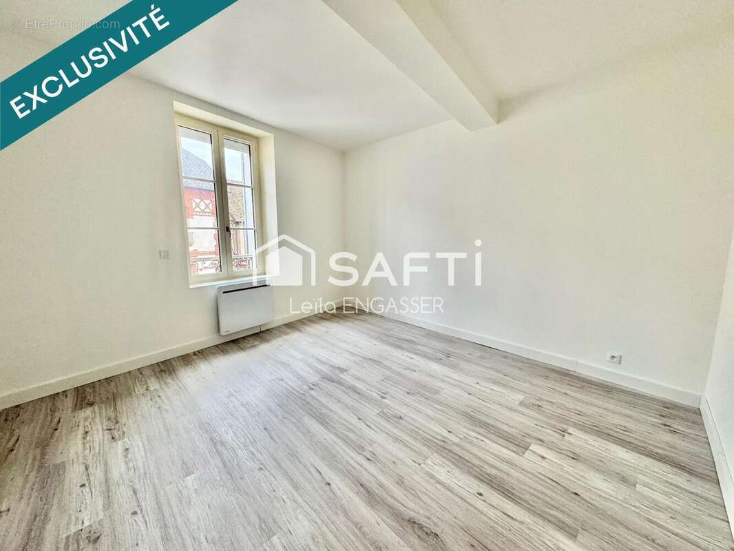 Photo 9 - Commerce à ANET