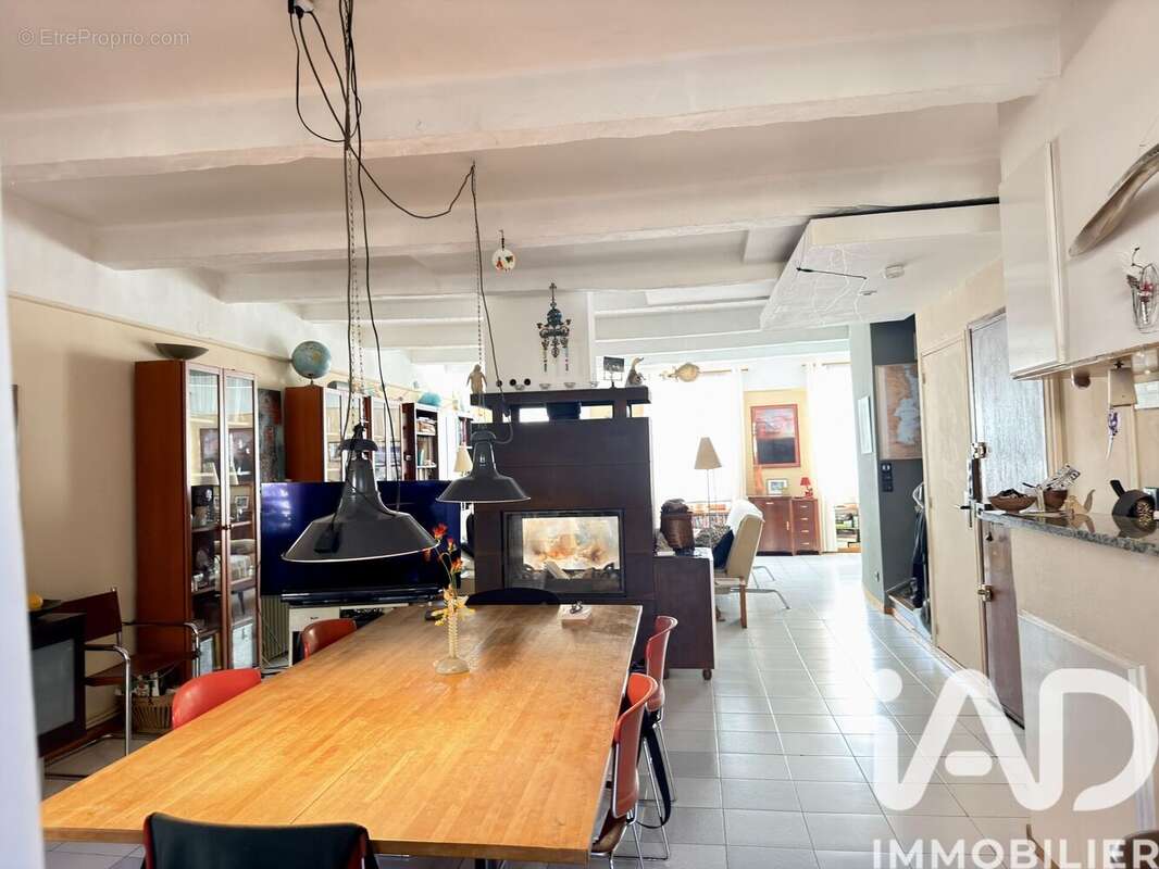 Photo 6 - Appartement à MARSEILLE-10E