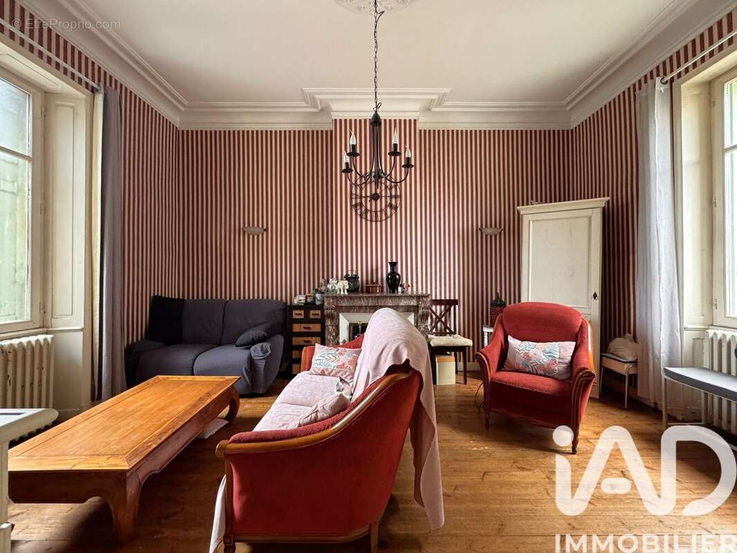 Photo 3 - Maison à FONTENAY-LE-COMTE