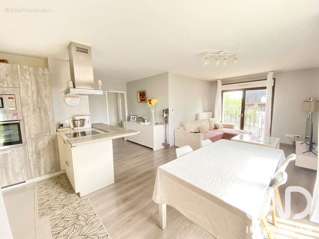 Photo 4 - Appartement à LES PAVILLONS-SOUS-BOIS