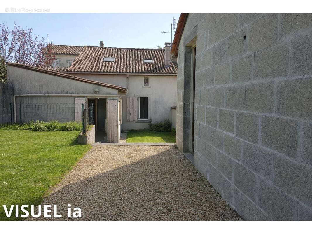 Photo 7 - Maison à BAIGNES-SAINTE-RADEGONDE