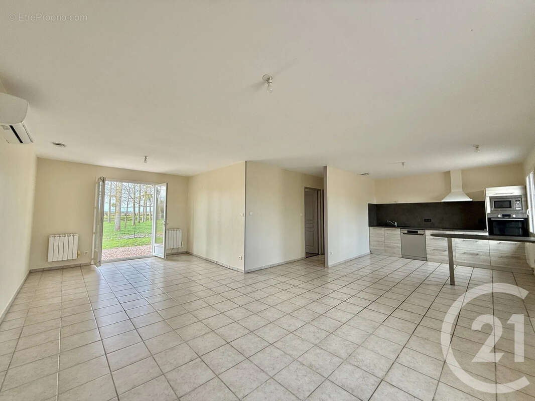 Maison à JALIGNY-SUR-BESBRE