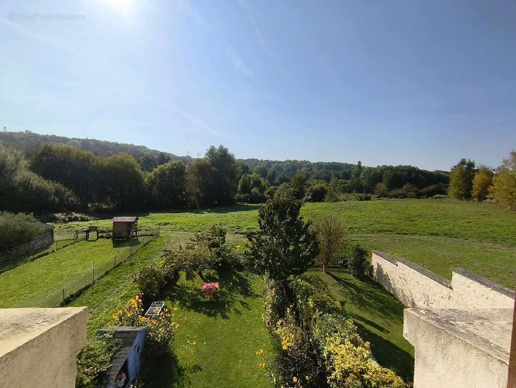 Maison à NESLES-LA-VALLEE