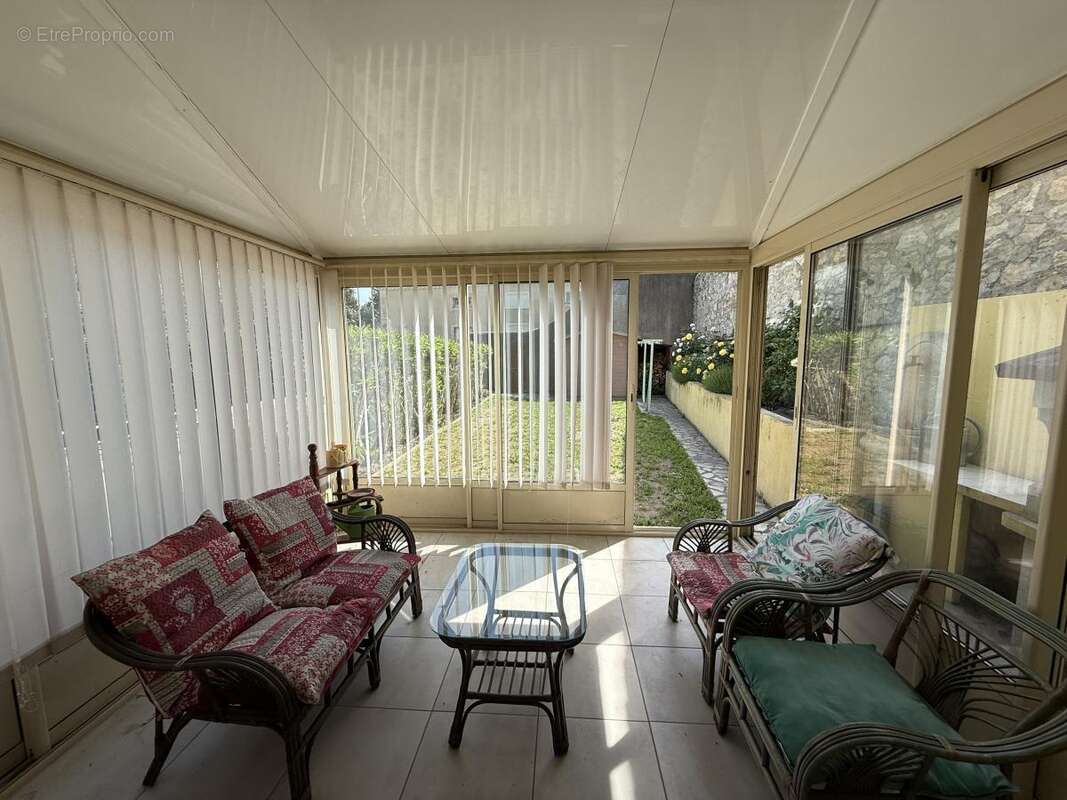Maison à CRUAS