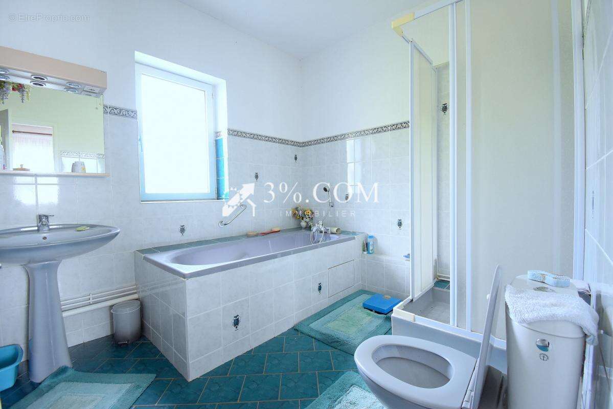 Maison individuelle avec terrain et grand garage sur FOUG - photo 11