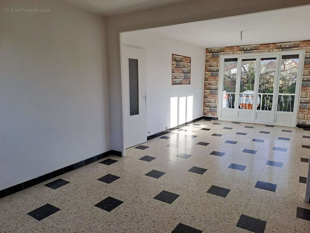 Maison à LA FERRIERE-AUX-ETANGS