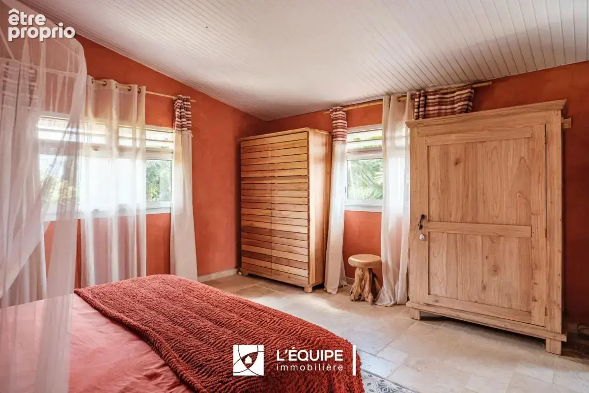 Maison 120 m² à Le Lamentin  - photo 4