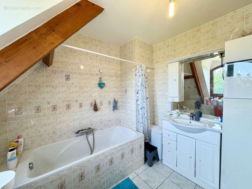 Maison à COULOMMIERS