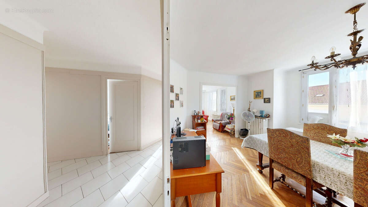 Appartement à LYON-7E