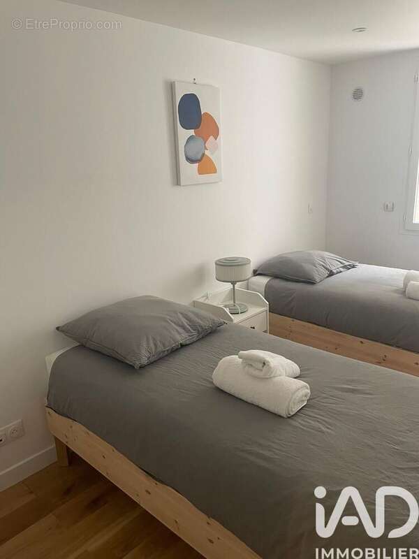 Photo 7 - Maison à SURESNES