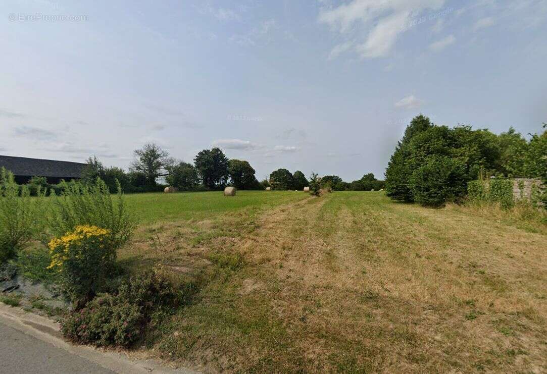 Terrain à bâtir de 340 m² à MECE (35) - photo 2