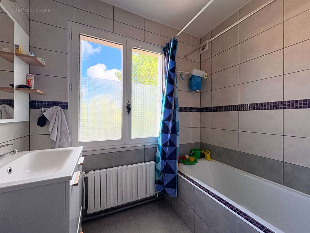 Maison à SAINT-CYR-L'ECOLE