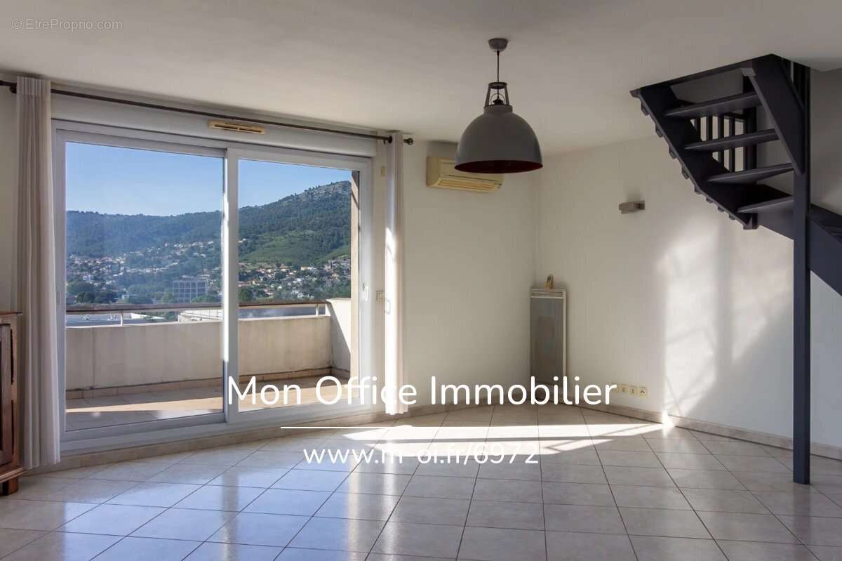 Appartement à MARSEILLE-11E