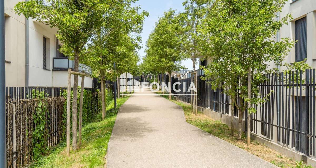 Appartement à NOISY-LE-ROI