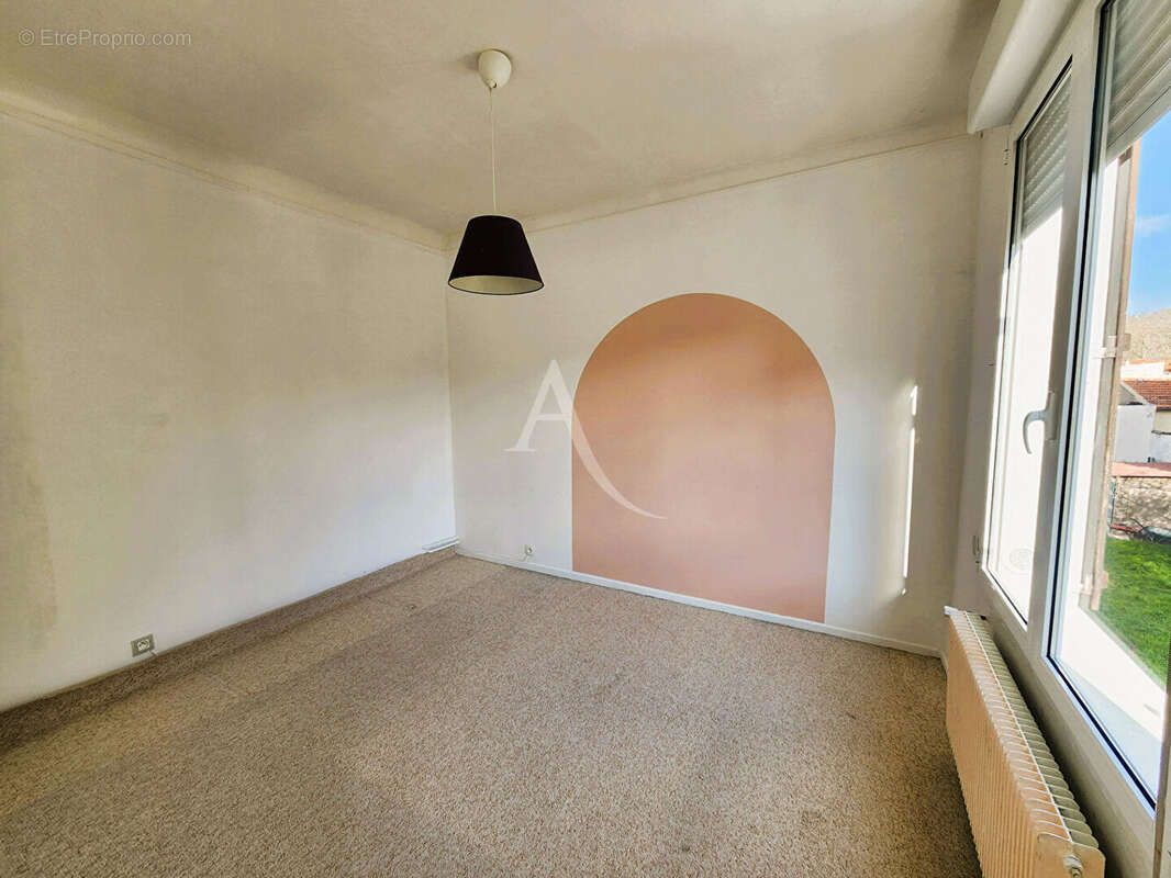 Appartement à IVRY-SUR-SEINE
