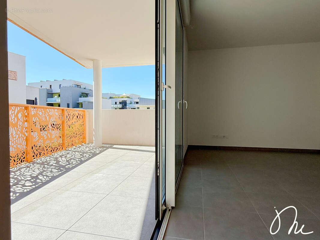 Appartement à SAINT-JEAN-DE-VEDAS