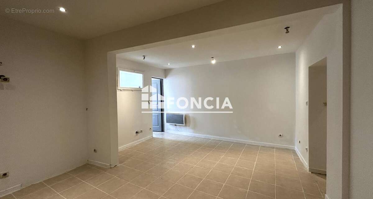 Appartement à NIMES