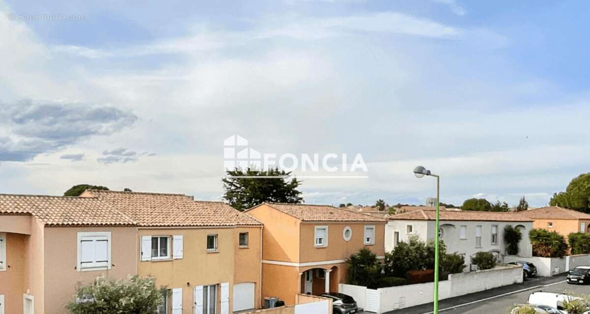 Appartement à MEZE