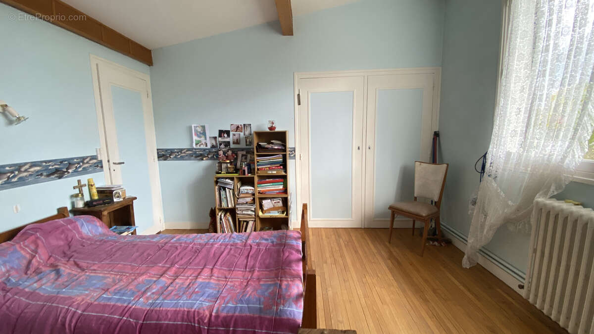 Maison à CHENNEBRUN