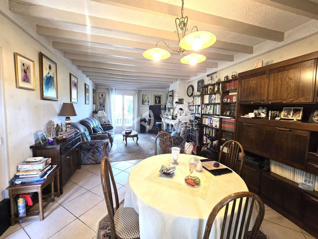 Maison à CASTELSARRASIN