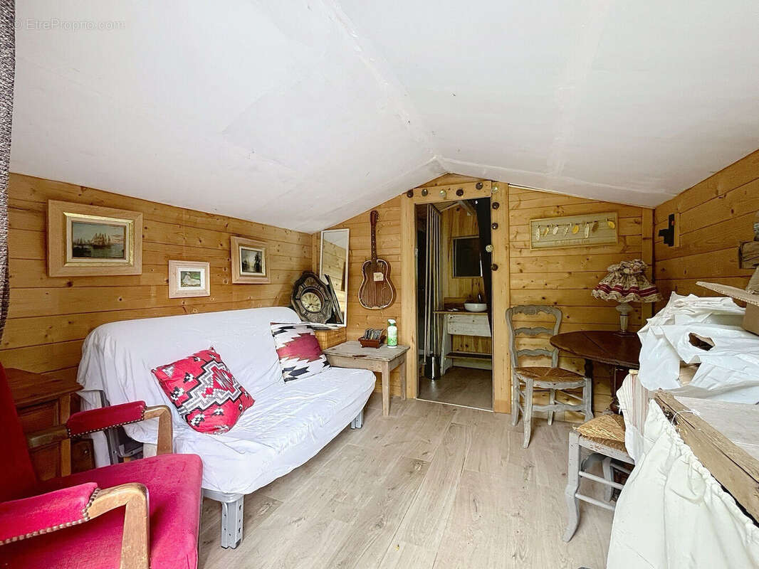 Charmante Maison de 60m² sur son Terrain de 2000m² à Valdeblore ! - photo 14