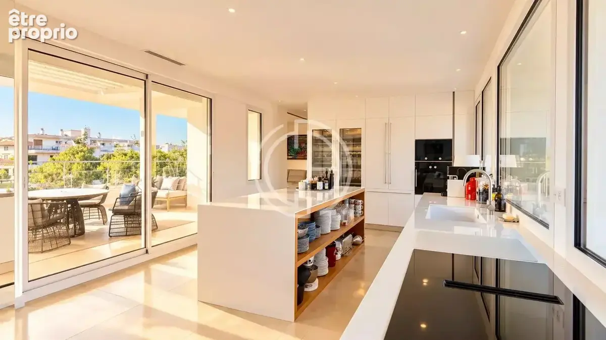 Penthouse - a pieds du centre de cannes - photo 4