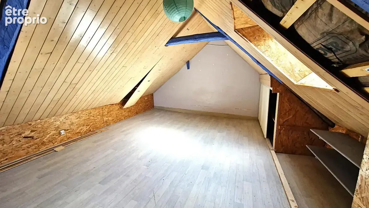 Maison de bourg en pierre avec jardin intime et stationnemen - photo 7