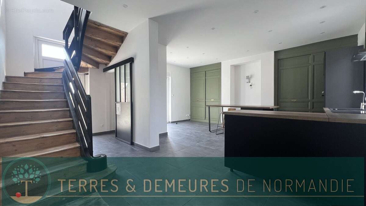 Maison à ETALONDES