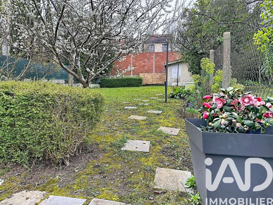 Photo 4 - Maison à NANTERRE