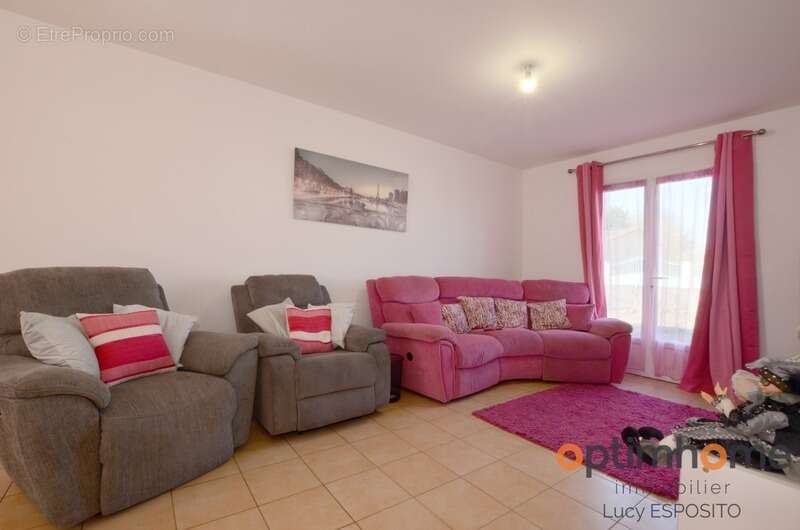 Maison à CHAMPAGNE-MOUTON