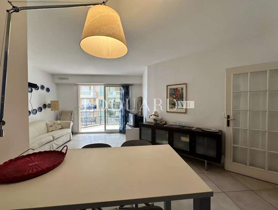 Appartement à MENTON