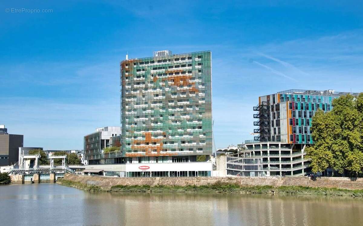 INVESTISSEMENT LOCATIF  NANTES - Résidence Residhome Berges de la Loire**** - 6,71%  de rentabilité. - photo 11