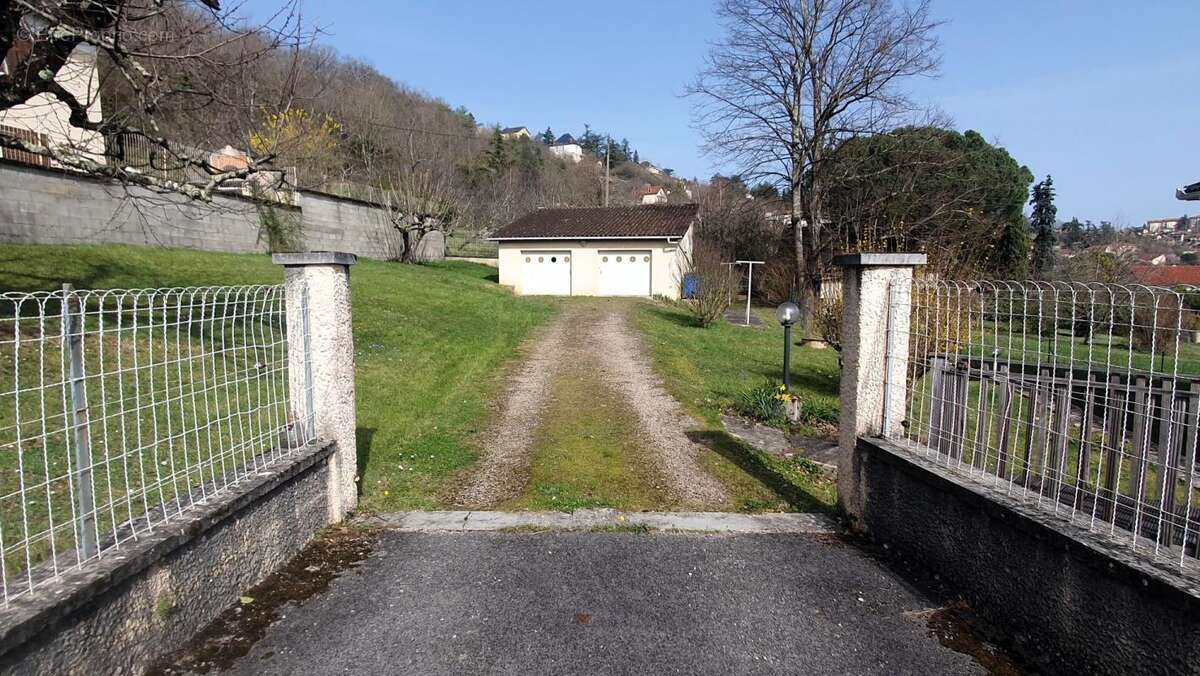 Maison à VILLEFRANCHE-DE-ROUERGUE