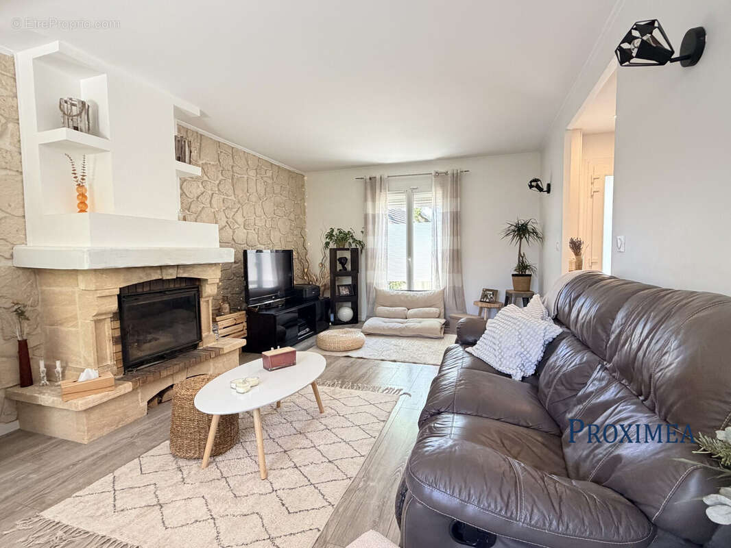 Maison à PONTAULT-COMBAULT