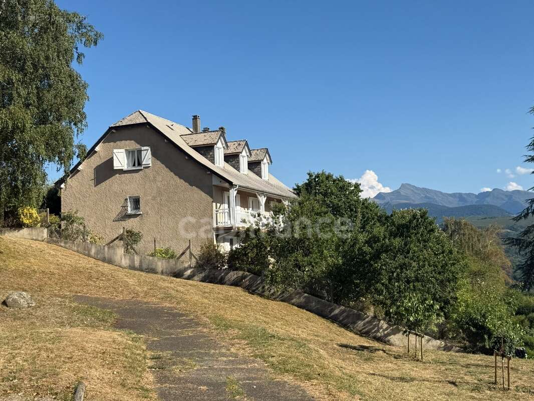 Grande maison avec vue exceptionnelle sur les pyrénées - photo 3