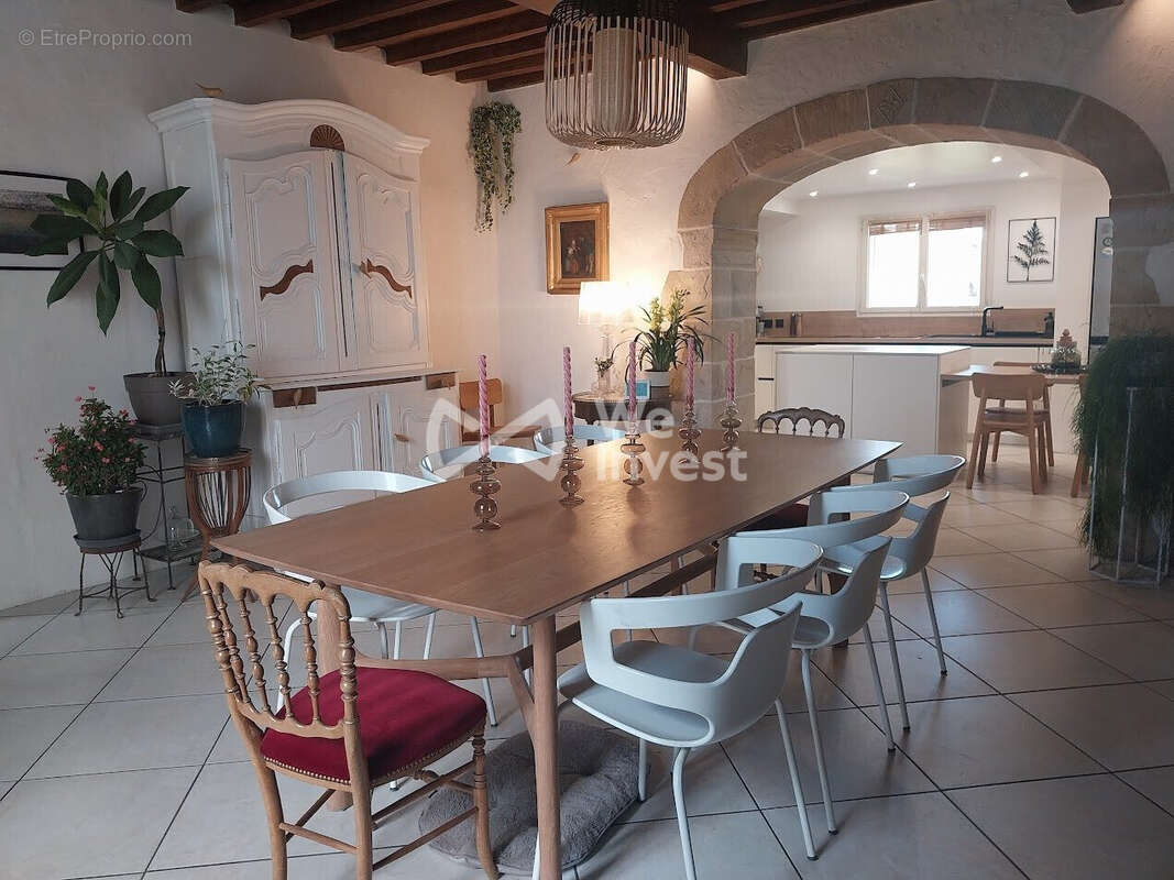 Maison 7 pièces 280 m² à vendre à Igon (64800) - photo 3