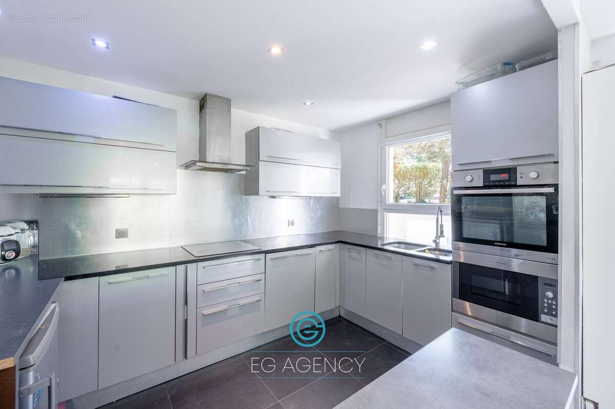 Appartement à MARSEILLE-10E