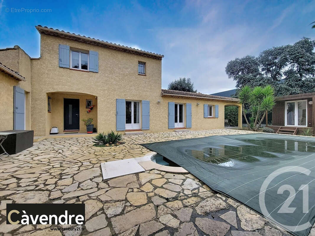 Maison à VEDENE