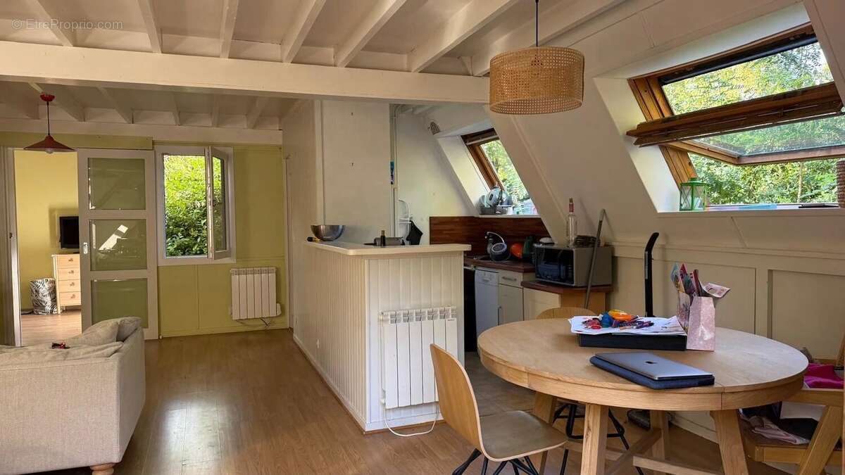 Appartement à BRANNAY
