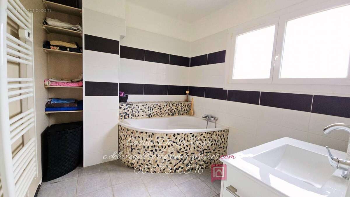 Maison à SAINT-THIBERY