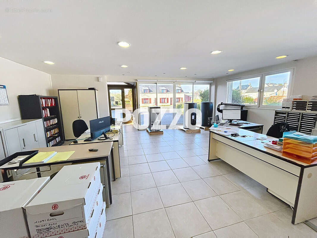 Maison à LES LOGES-MARCHIS