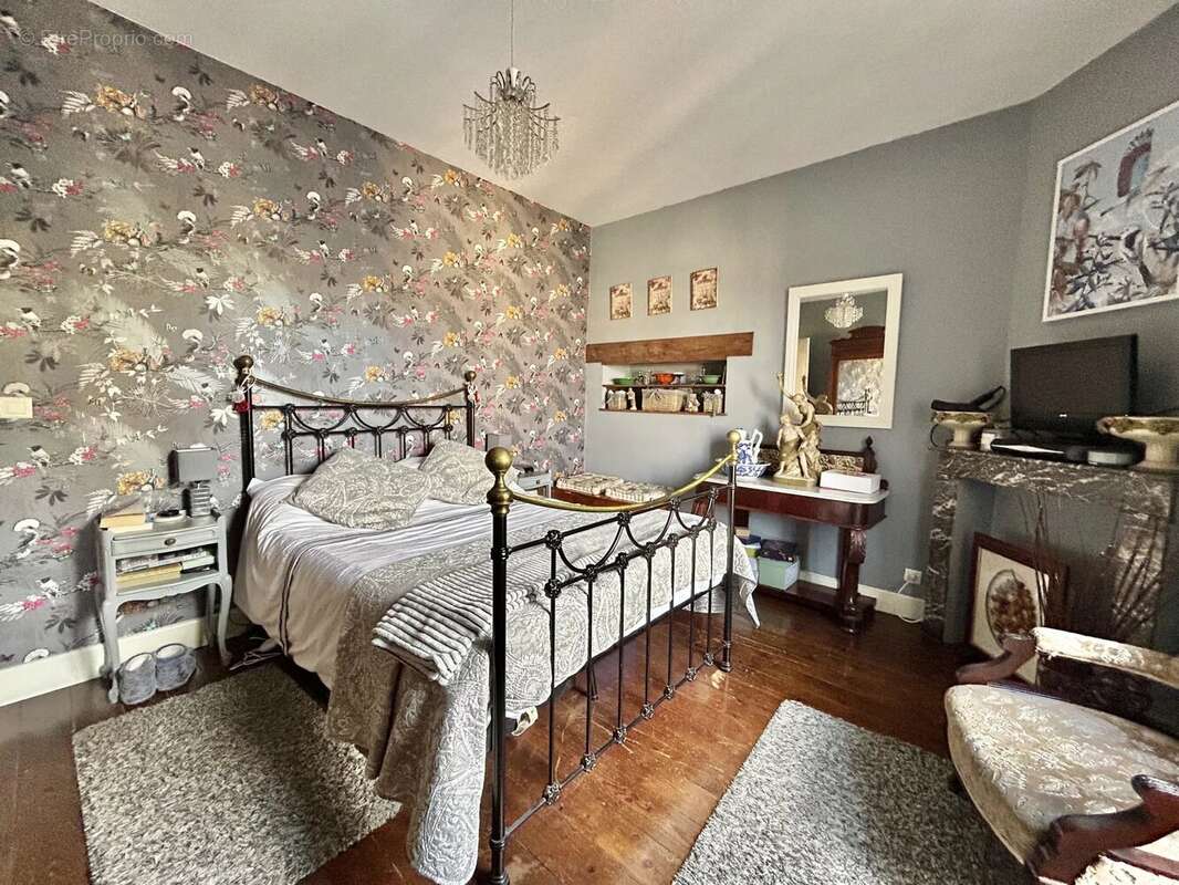 Maison à SAUZE-VAUSSAIS