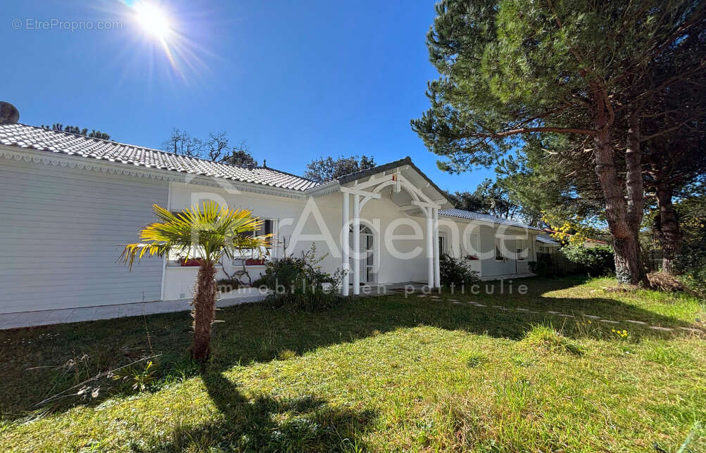 Maison contemporaine avec piscine et appartement indépendant - photo 17