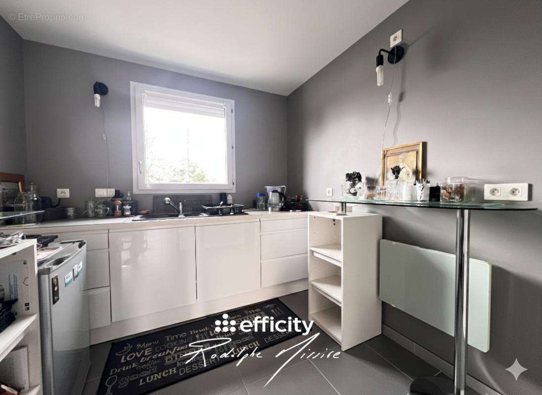 Maison 73 m² à La Creche  - photo 3