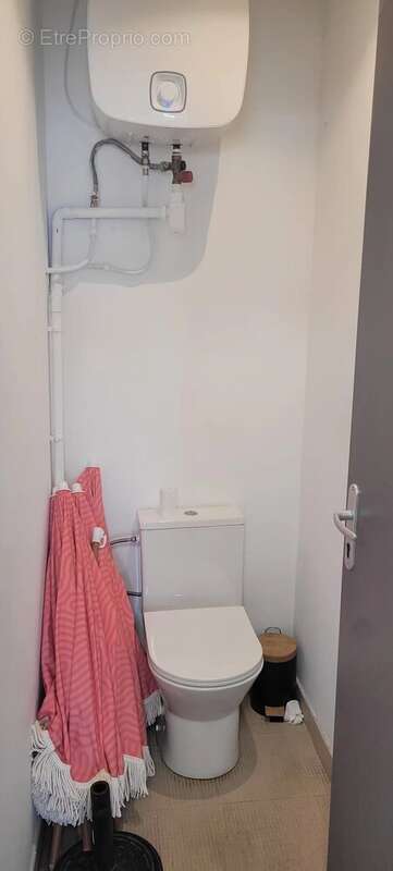 Commerce à SAINT-LAURENT-DU-VAR